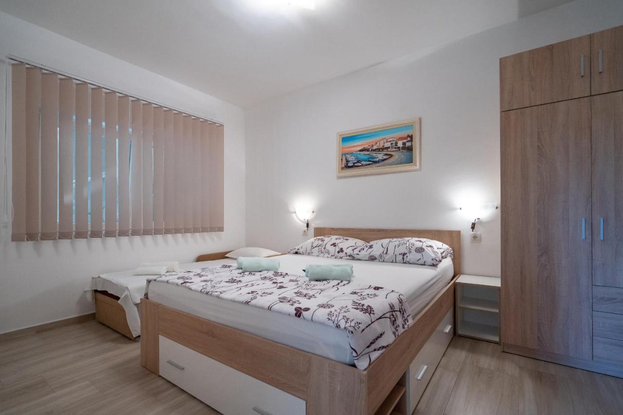 Apartman Ana Novi Vinodolski Buitenkant foto